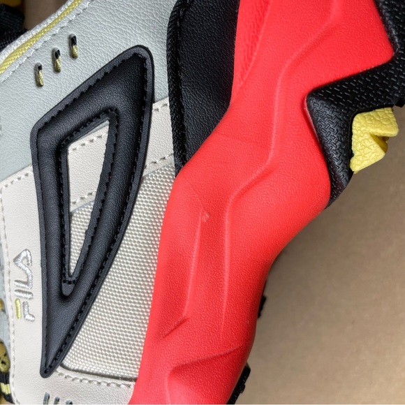 NWT FILA Oakmont TR Sneakers - Sz 8.5 Orange/Mulitcolor - Picture 8 of 10